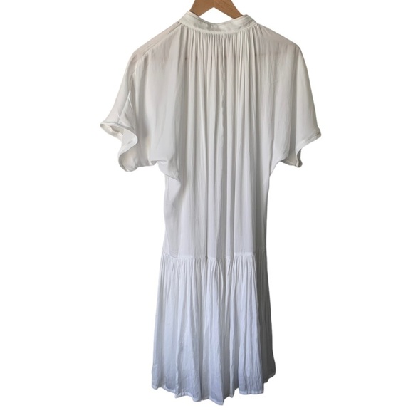 Elegant White Button-Down Dress - Picture 6 of 12